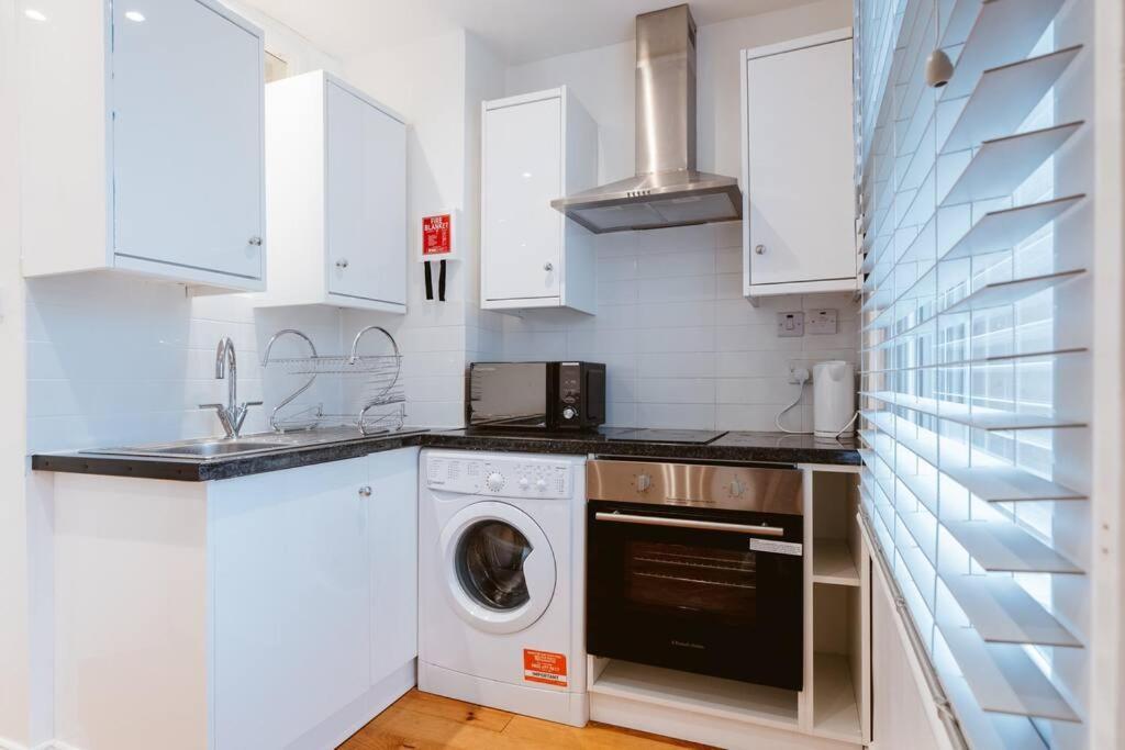 Your Lovely Studio Flat- West3 Londyn Zewnętrze zdjęcie